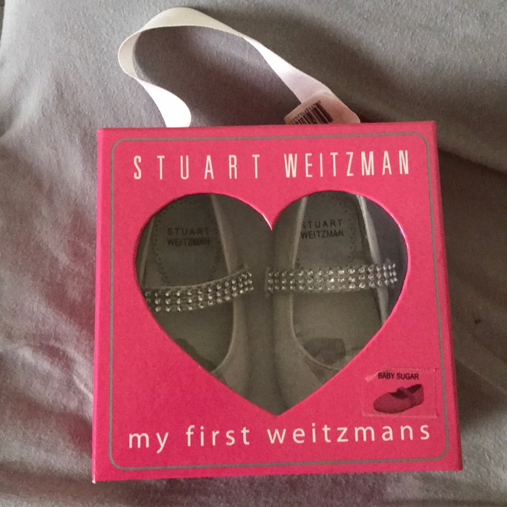 New in box! Stuart Weitzman white shoes
